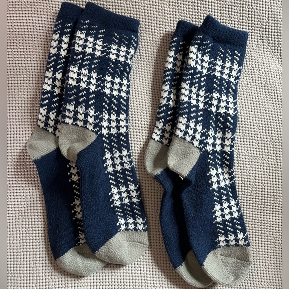 Women’s socks (never worn) - Picture 2 of 2